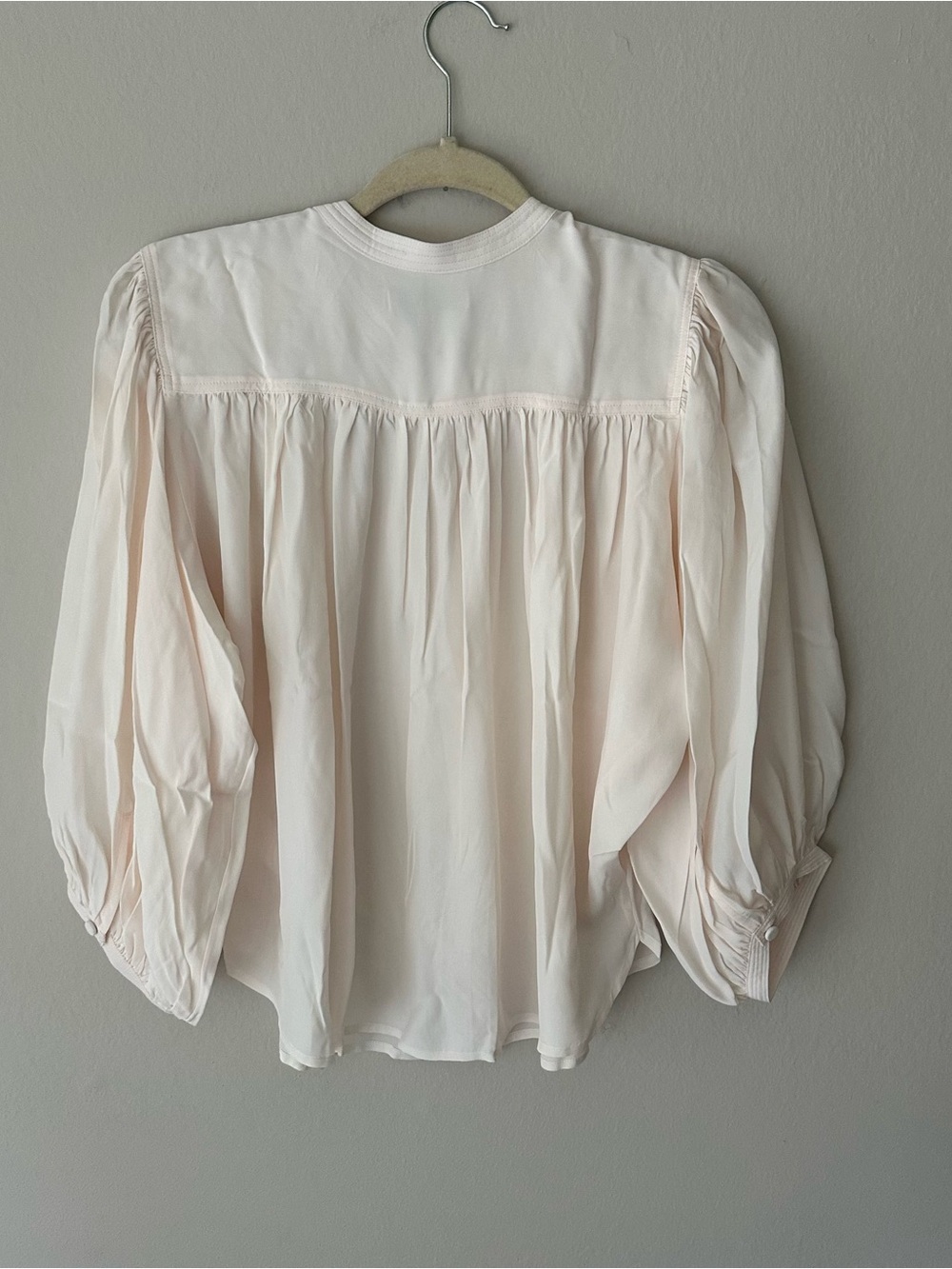 Madewell Shirred Crewneck Button-Up Top in Ivory Cream Medium NWT - Picture 10 of 11